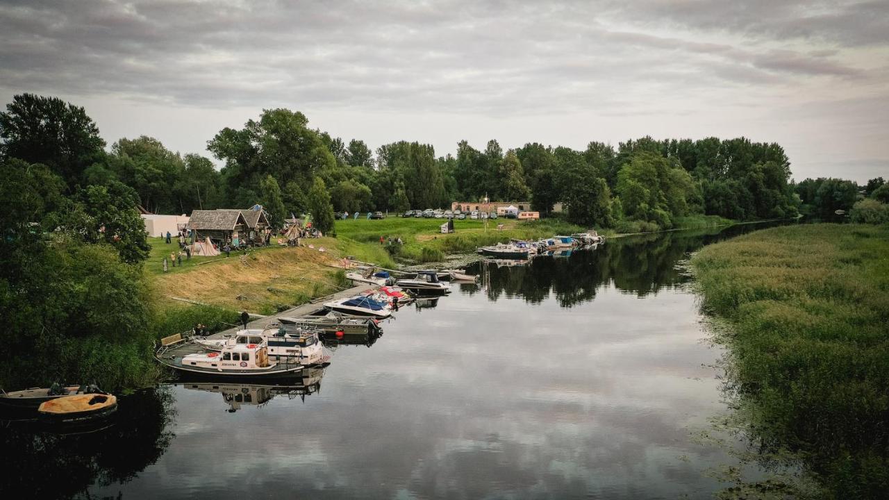 Kalurikula Fishing Village Пярну Экстерьер фото