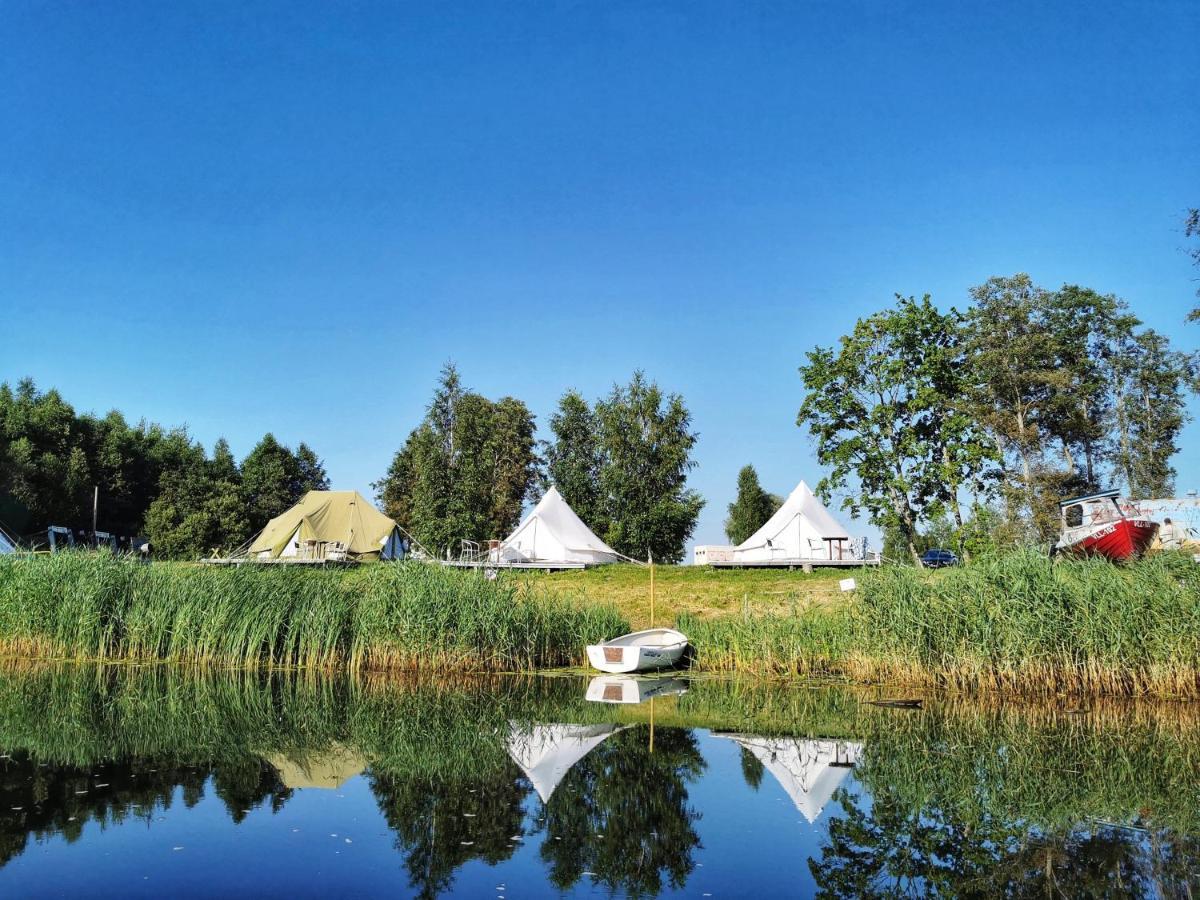 Kalurikula Fishing Village Пярну Экстерьер фото